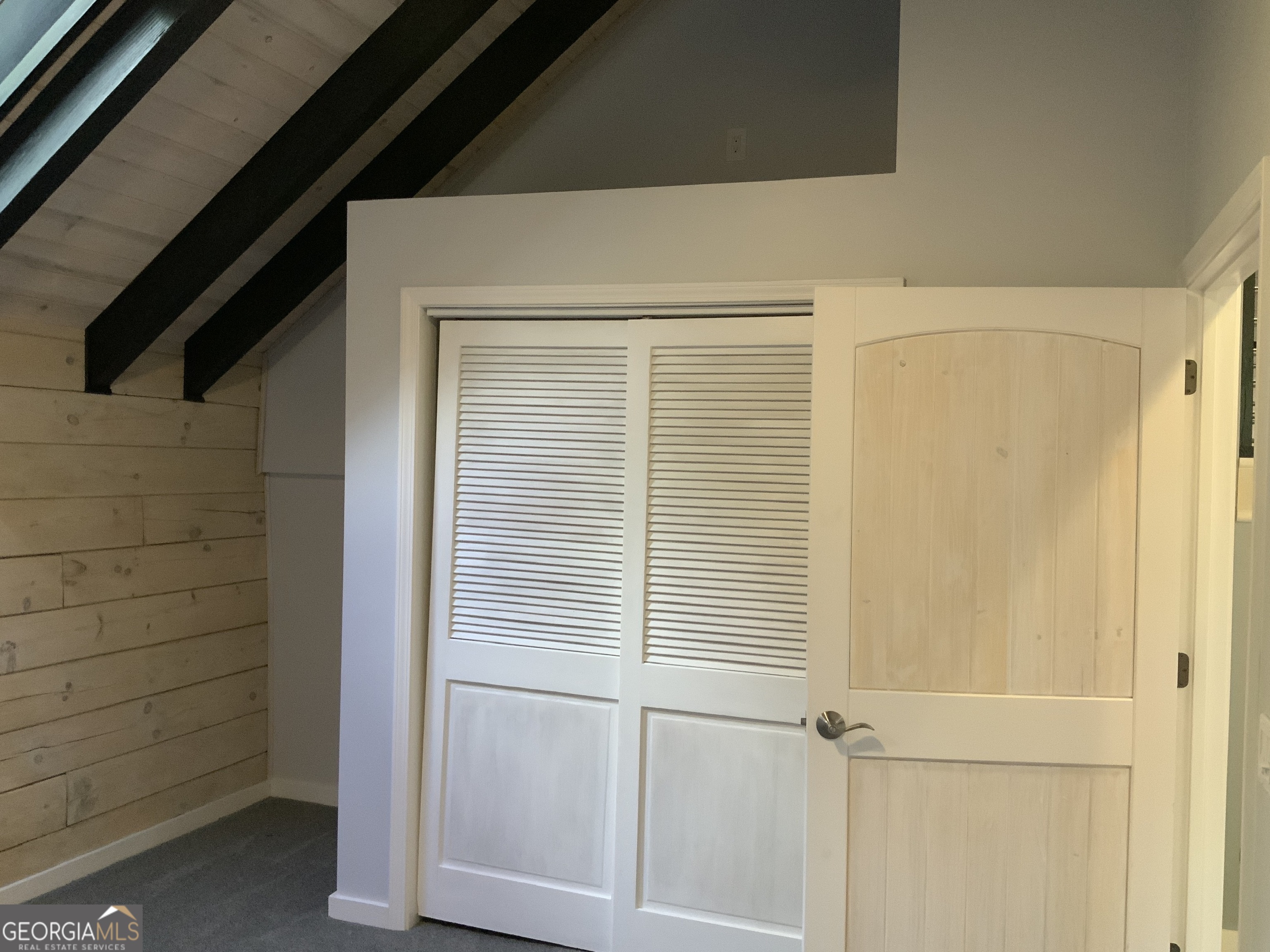 11 Foxfire Road Blairsville, GA 30512 - Photo 26 of 60 a bathroom with a shower