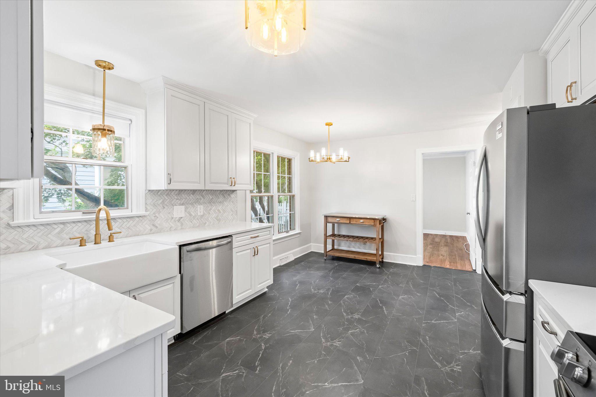 408 Riverside Drive Fredericksburg, VA 22401 - Photo 12 of 61