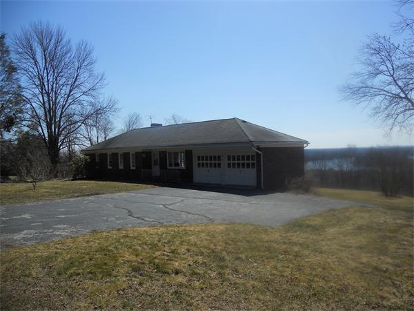 50 Upper Gore Road Webster, MA 01570 - Photo 4 of 30 Gallery Image 4