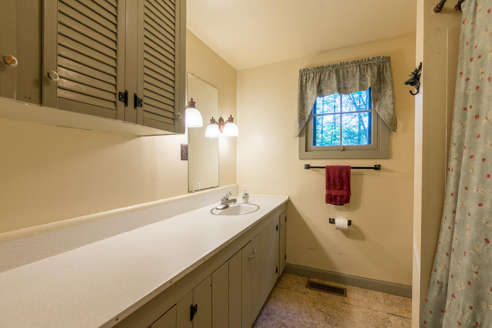 143 Princes Point Road Brunswick, ME 04011 - Photo 13 of 33 143princespoint-6