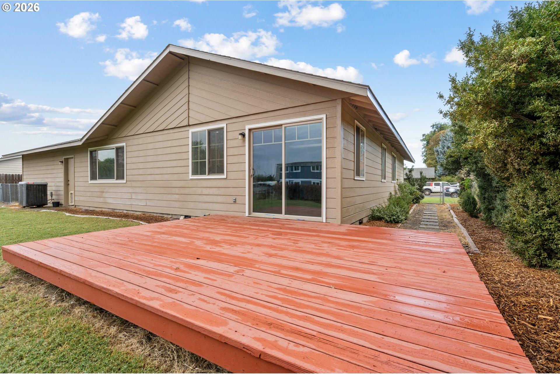 835 Southwest 13th Place Hermiston, OR 97838 - Photo 25 of 28 Gallery Image 25