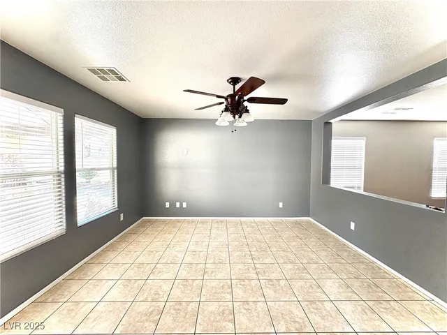 $2,050 | 4182 Cashew Court, Las Vegas, NV 89115