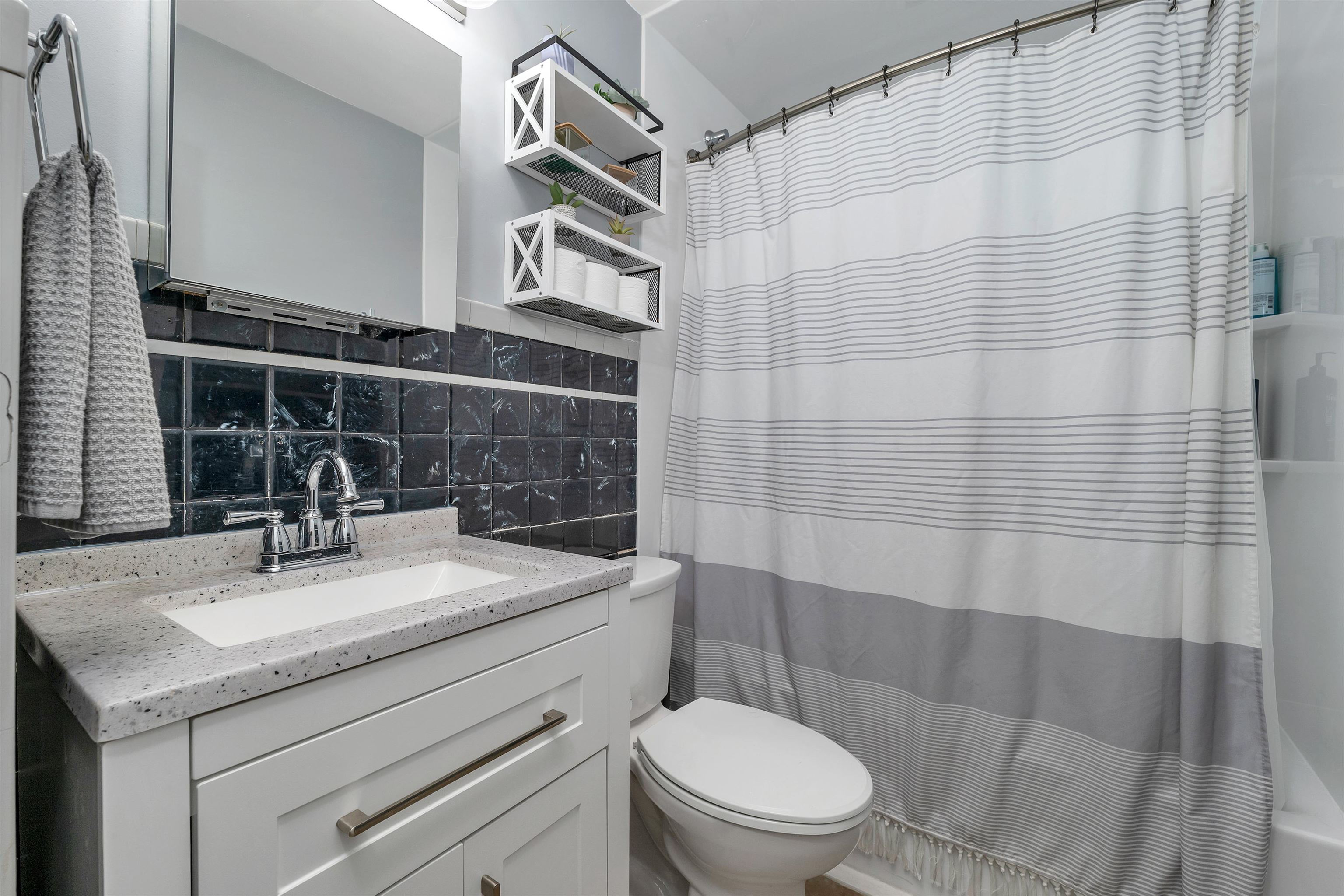 190 Anthony Street Manchester, NH 03103 - Photo 21 of 45 Gallery Image 21
