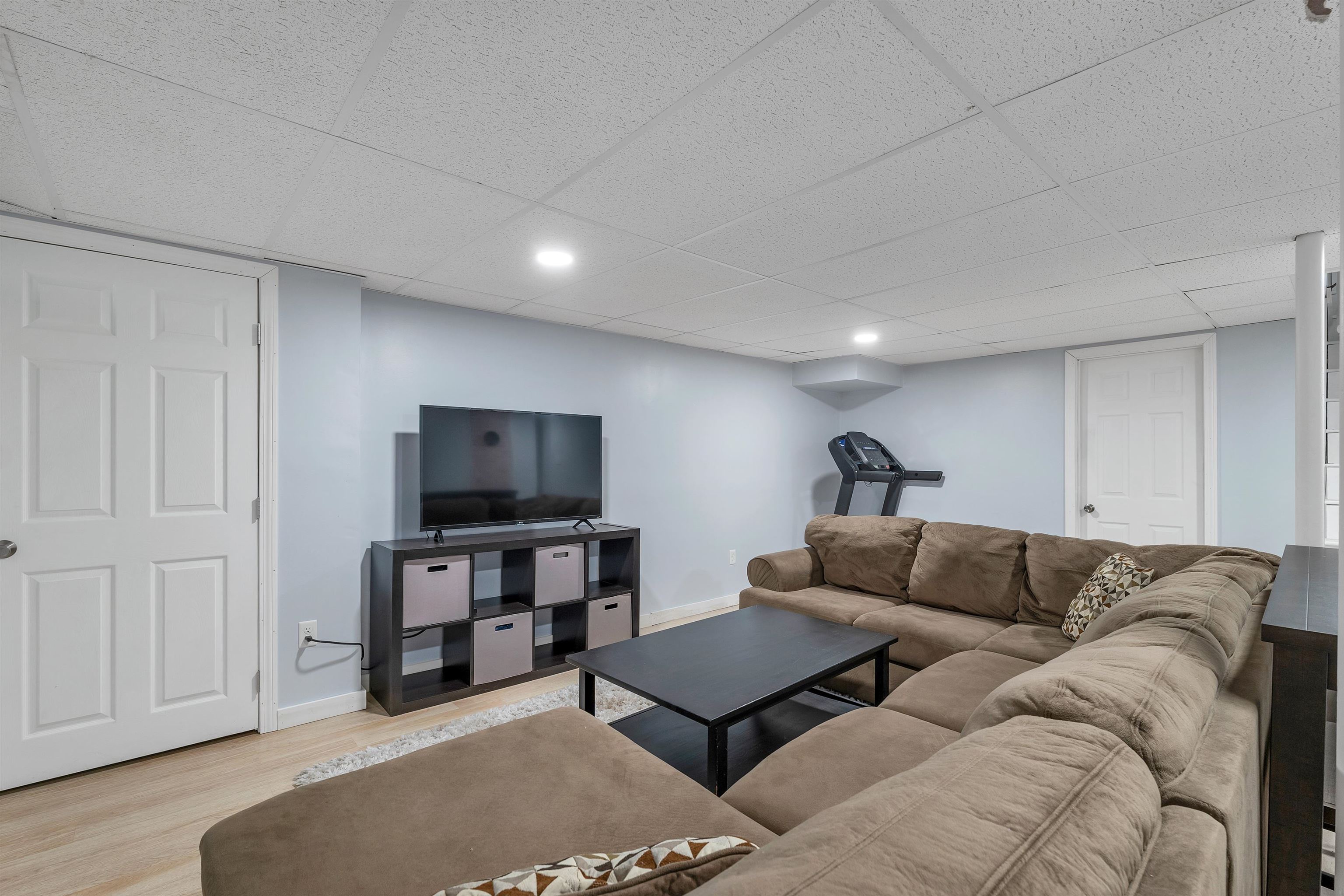 190 Anthony Street Manchester, NH 03103 - Photo 34 of 45 Gallery Image 34
