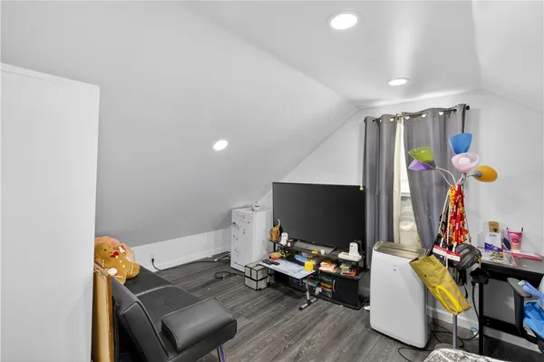 $449,900 | 80 Dewey Avenue, Pawtucket, RI 02861