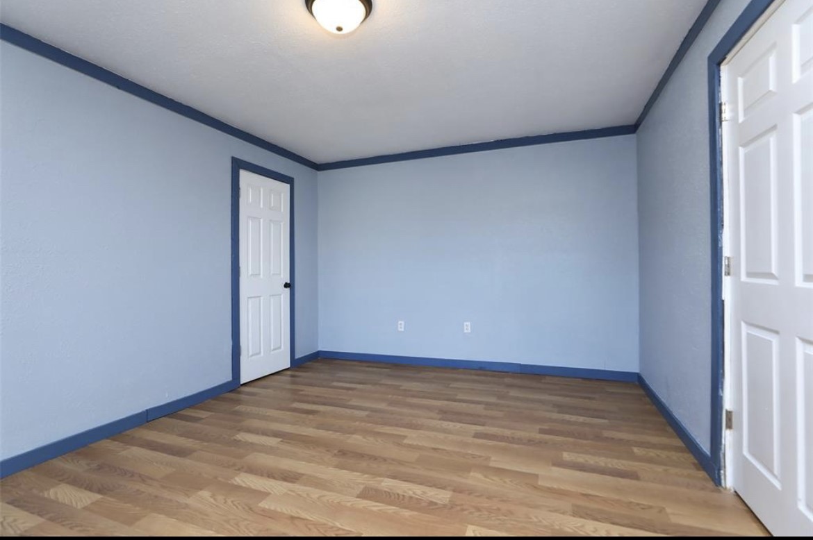 22965 Highway 146 Cleveland, TX 77327 - Photo 7 of 18 a view of room