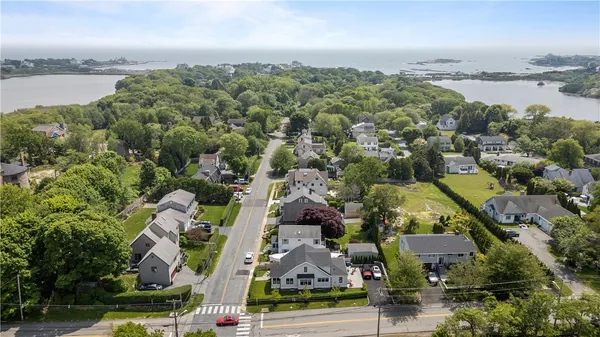 $5,500 | 109 Carroll Avenue, Newport, RI 02840