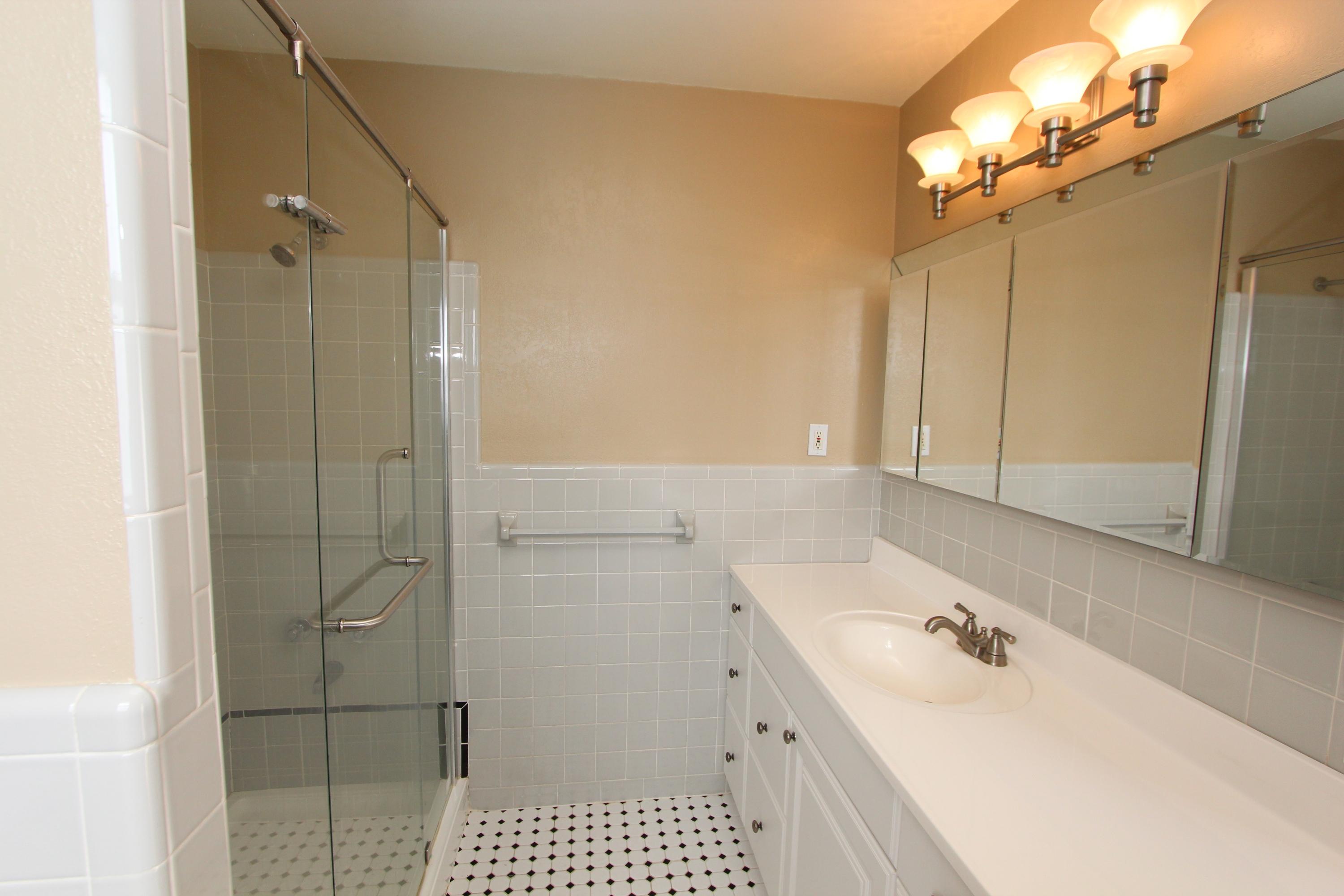 608 Kingfish Road North Palm Beach, FL 33408 - Photo 15 of 30 IMG_1807