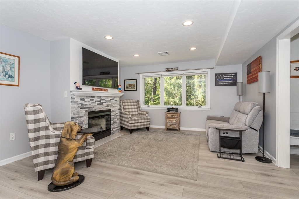 62 Maple Street, Unit J Canton, MA 02021 - Photo 2 of 11