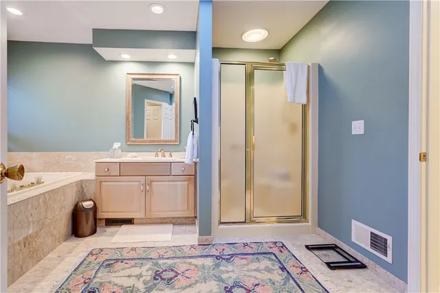 $469,900 | 70 Waterview Circle, Unit 70, Penfield, NY 14625