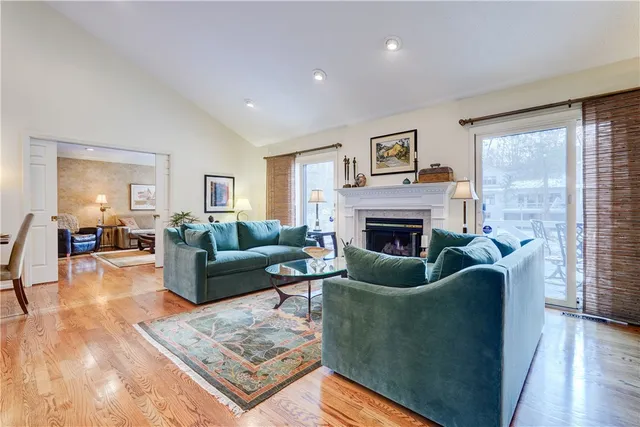 $469,900 | 70 Waterview Circle, Unit 70, Penfield, NY 14625