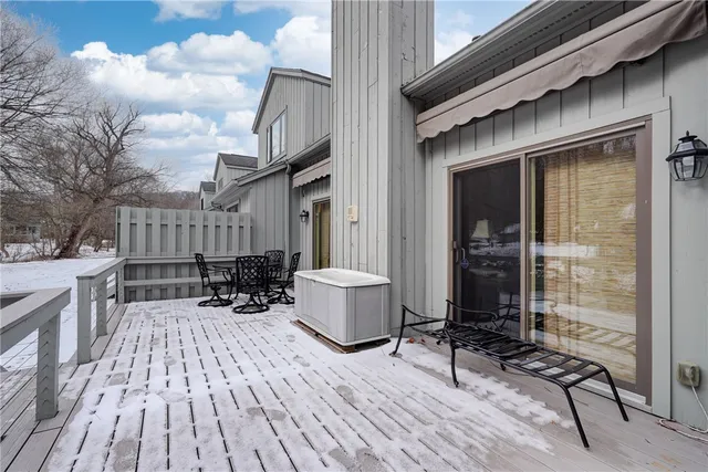 $469,900 | 70 Waterview Circle, Unit 70, Penfield, NY 14625