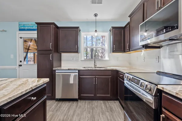 $330,000 | 284 Breakwater Drive, Sneads Ferry, NC 28460