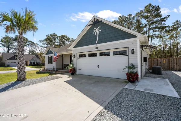 $330,000 | 284 Breakwater Drive, Sneads Ferry, NC 28460