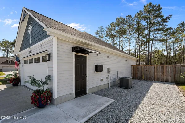 $330,000 | 284 Breakwater Drive, Sneads Ferry, NC 28460