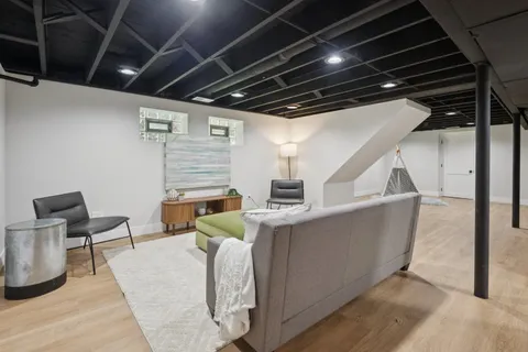 $540,000 | 3737 North Cumberland Avenue, Chicago, IL 60634