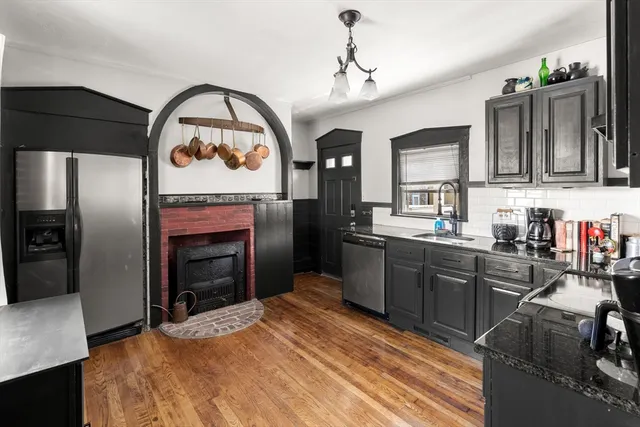 $529,900 | 622 County Street, New Bedford, MA 02740