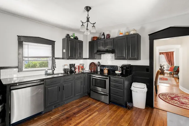 $529,900 | 622 County Street, New Bedford, MA 02740