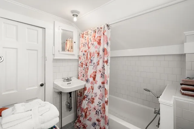 $529,900 | 622 County Street, New Bedford, MA 02740