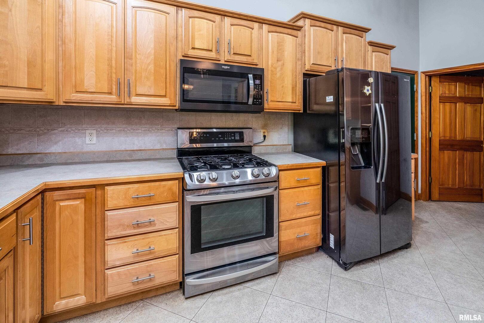 125 Princess Lane Carbondale, IL 62901 - Photo 14 of 64
