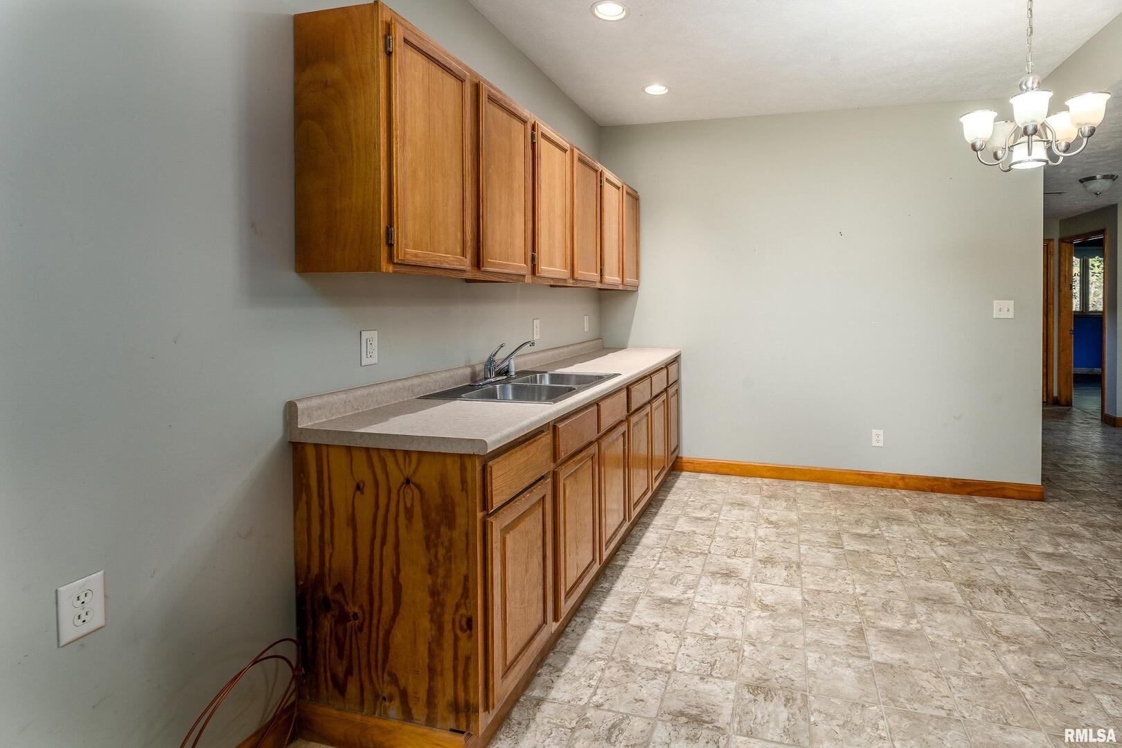 125 Princess Lane Carbondale, IL 62901 - Photo 28 of 64