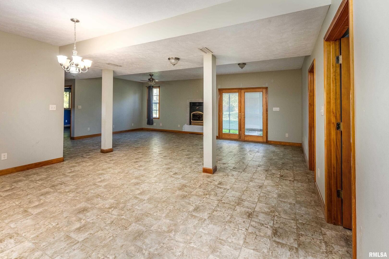 125 Princess Lane Carbondale, IL 62901 - Photo 29 of 64