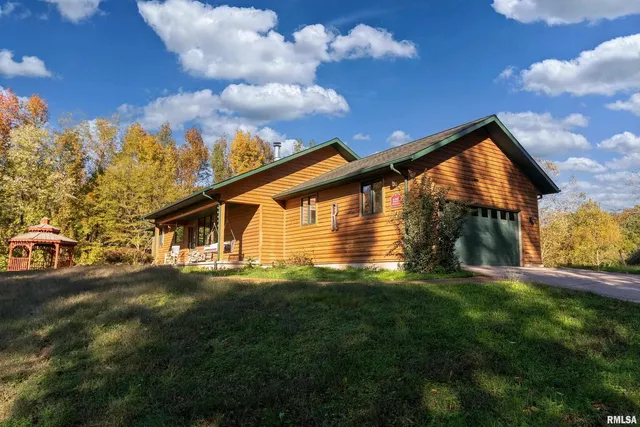 $365,000 | 125 Princess Lane, Carbondale, IL 62901