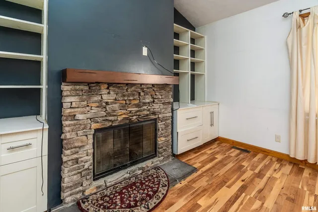 $365,000 | 125 Princess Lane, Carbondale, IL 62901