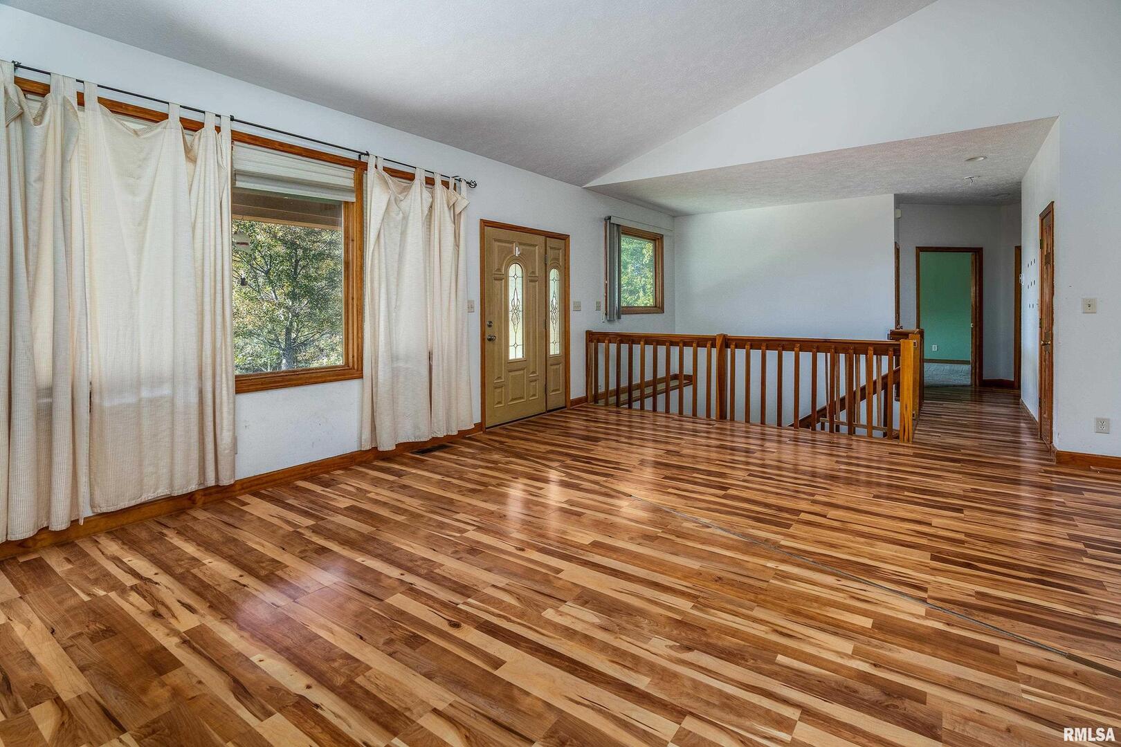 125 Princess Lane Carbondale, IL 62901 - Photo 7 of 64