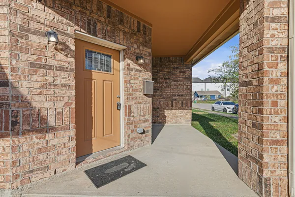 a view of a pathway both side of building