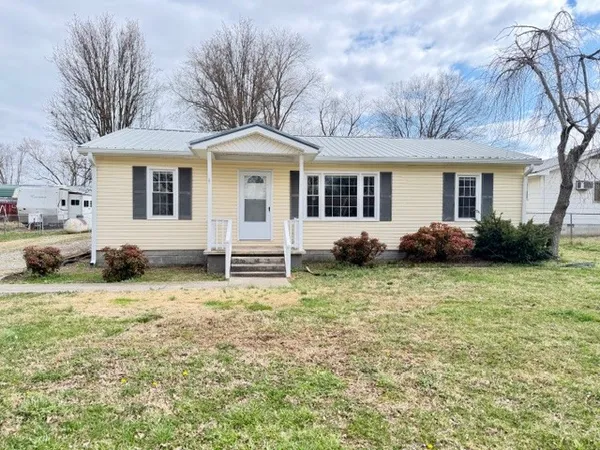 $234,900 | 115 College Avenue, Huntland, TN 37345