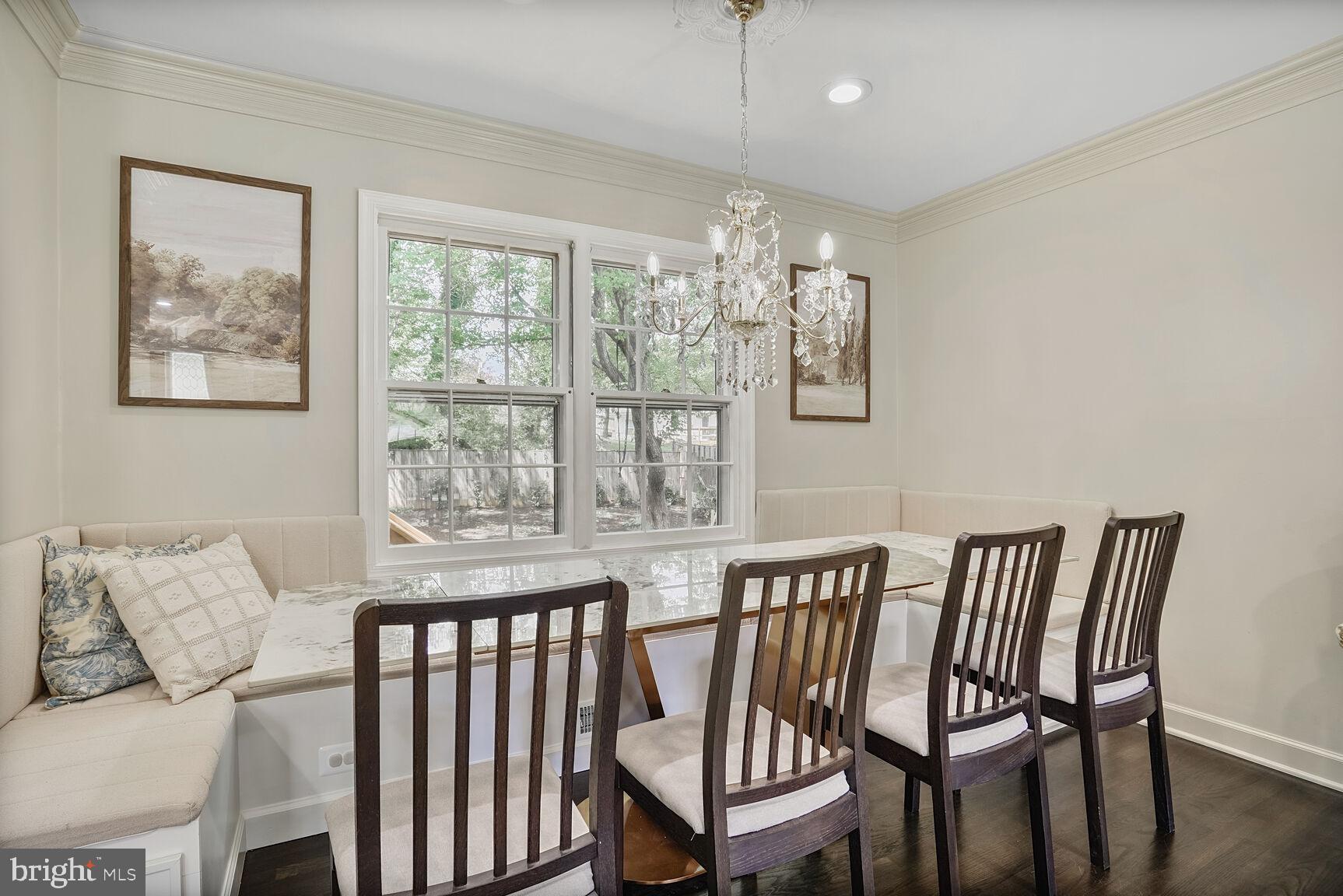 3404 Ramsgate Terrace Alexandria, VA 22309 - Photo 17 of 50 Banquette