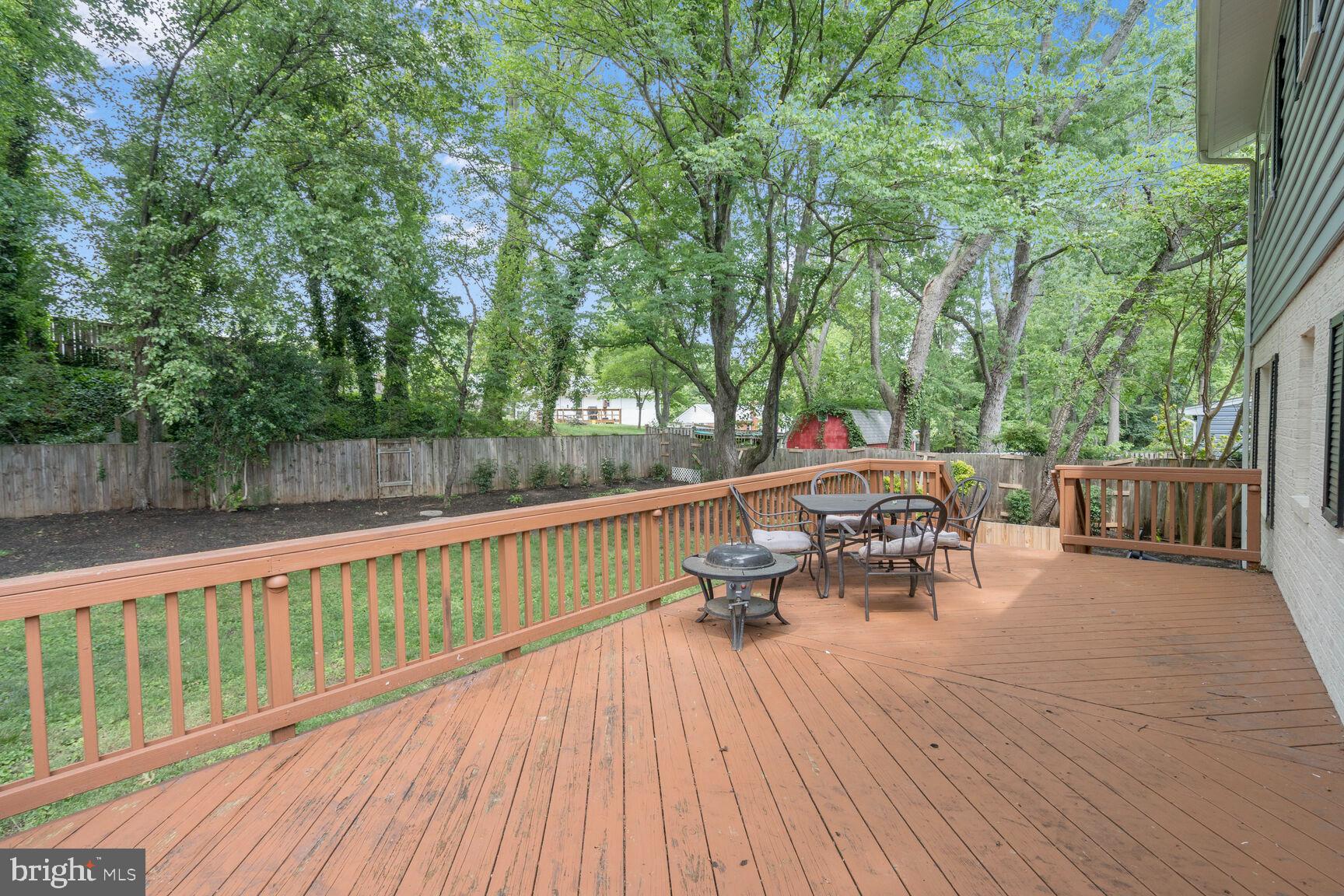 3404 Ramsgate Terrace Alexandria, VA 22309 - Photo 40 of 50 Great deck and green space