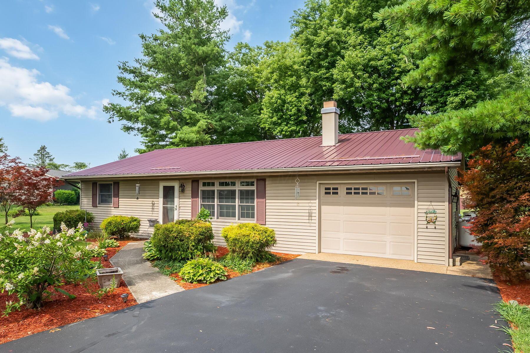 1799 Kauffman Road Marion, OH 43302 - Photo 2 of 60 2-web-or-mls-1799 Kauffman Rd-101
