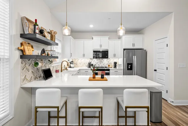 $2,600 | 579 Centre Street, Pleasant View, TN 37146