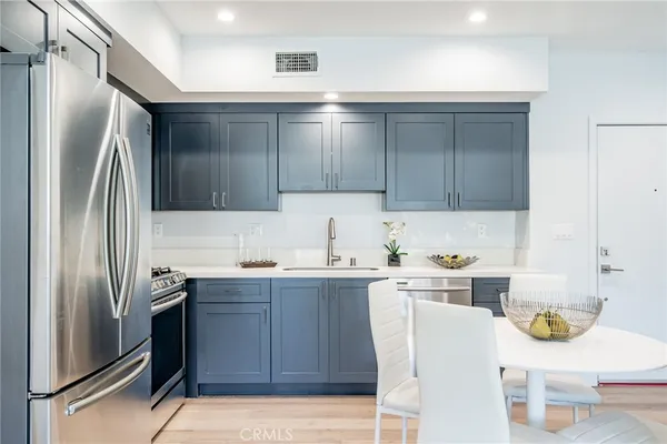$899,000 | 137 South Wilson Avenue, Unit 107, Pasadena, CA 91106