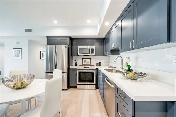 $899,000 | 137 South Wilson Avenue, Unit 107, Pasadena, CA 91106