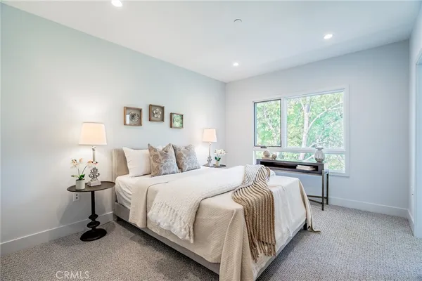 $899,000 | 137 South Wilson Avenue, Unit 107, Pasadena, CA 91106