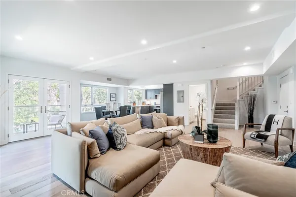 $899,000 | 137 South Wilson Avenue, Unit 107, Pasadena, CA 91106