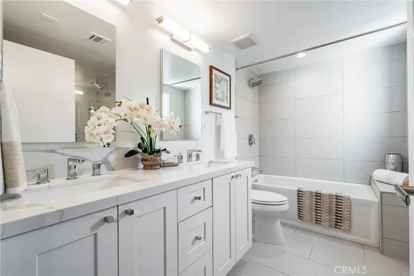 $899,000 | 137 South Wilson Avenue, Unit 107, Pasadena, CA 91106