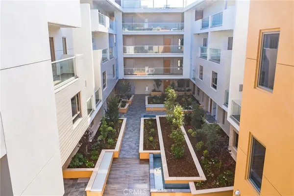 $899,000 | 137 South Wilson Avenue, Unit 107, Pasadena, CA 91106