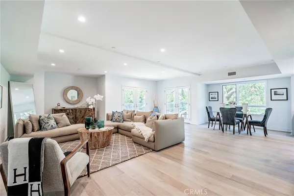 $899,000 | 137 South Wilson Avenue, Unit 107, Pasadena, CA 91106