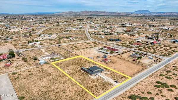 $280,000 | 13961 Santa Fe Trail, El Paso, TX 79938