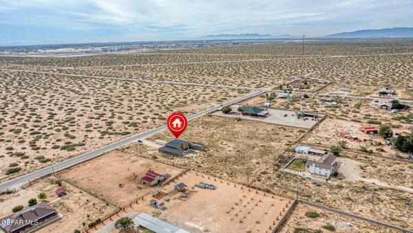 $280,000 | 13961 Santa Fe Trail, El Paso, TX 79938