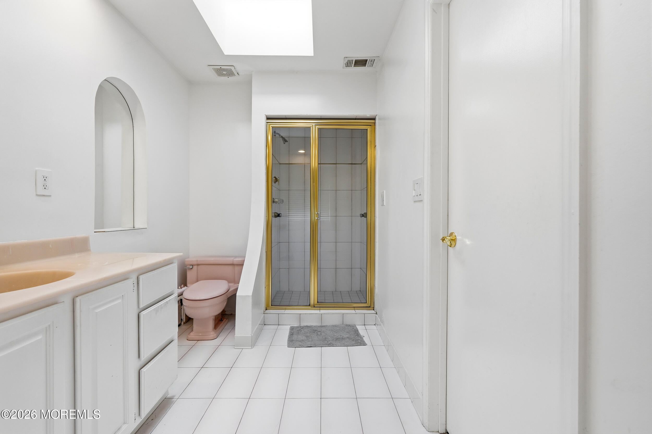 223 Howard Avenue Long Branch, NJ 07740 - Photo 28 of 47 048