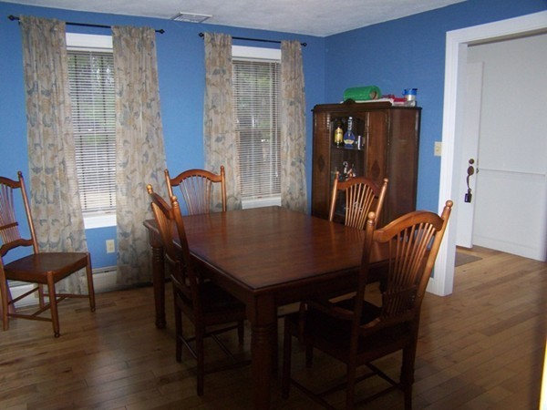 96 Bailey Road Andover, MA 01810 - Photo 4 of 24