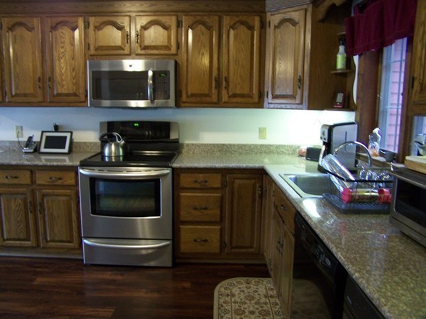96 Bailey Road Andover, MA 01810 - Photo 6 of 24