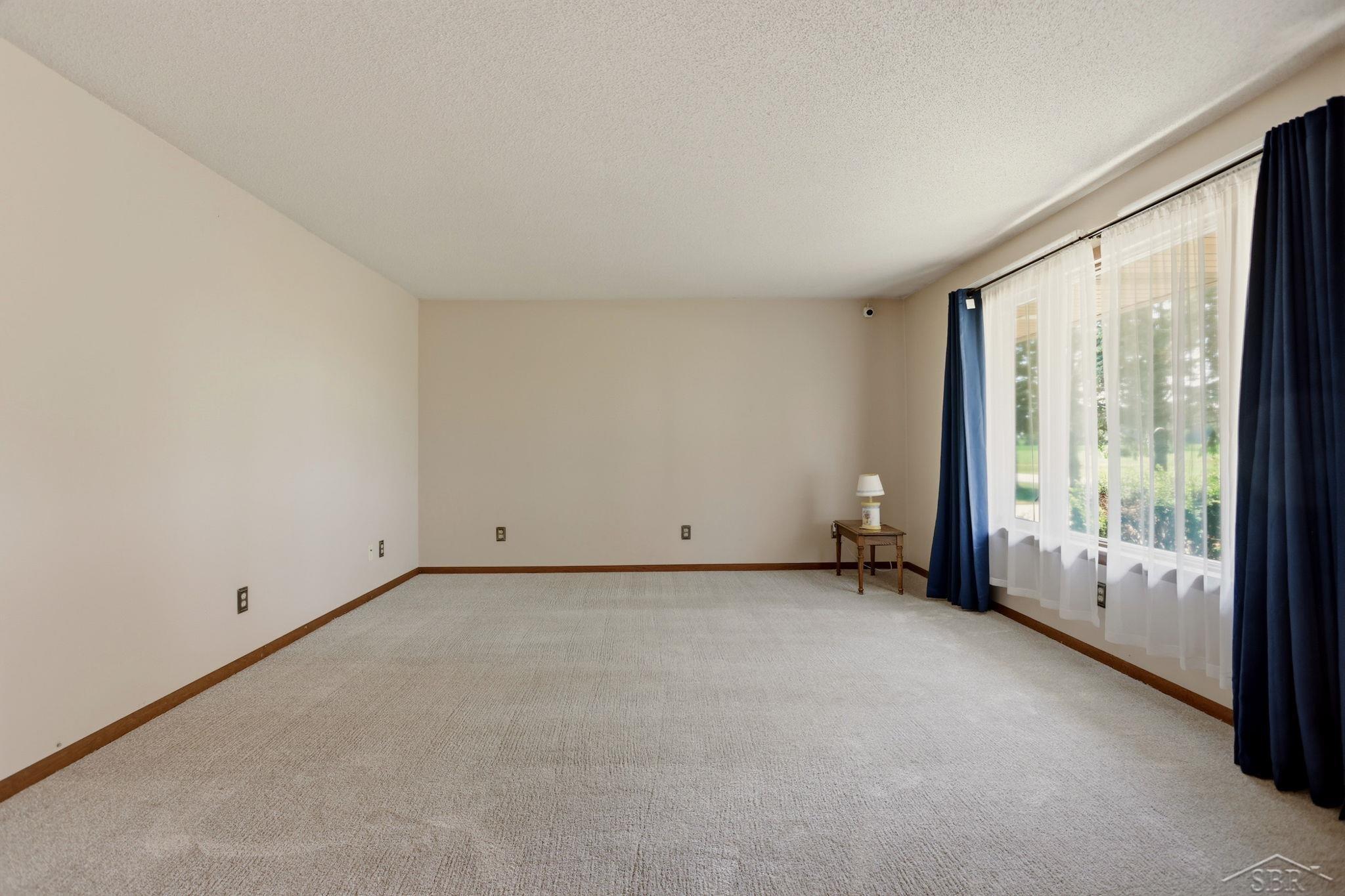 8530 South Orr Road Freeland, MI 48623 - Photo 9 of 61