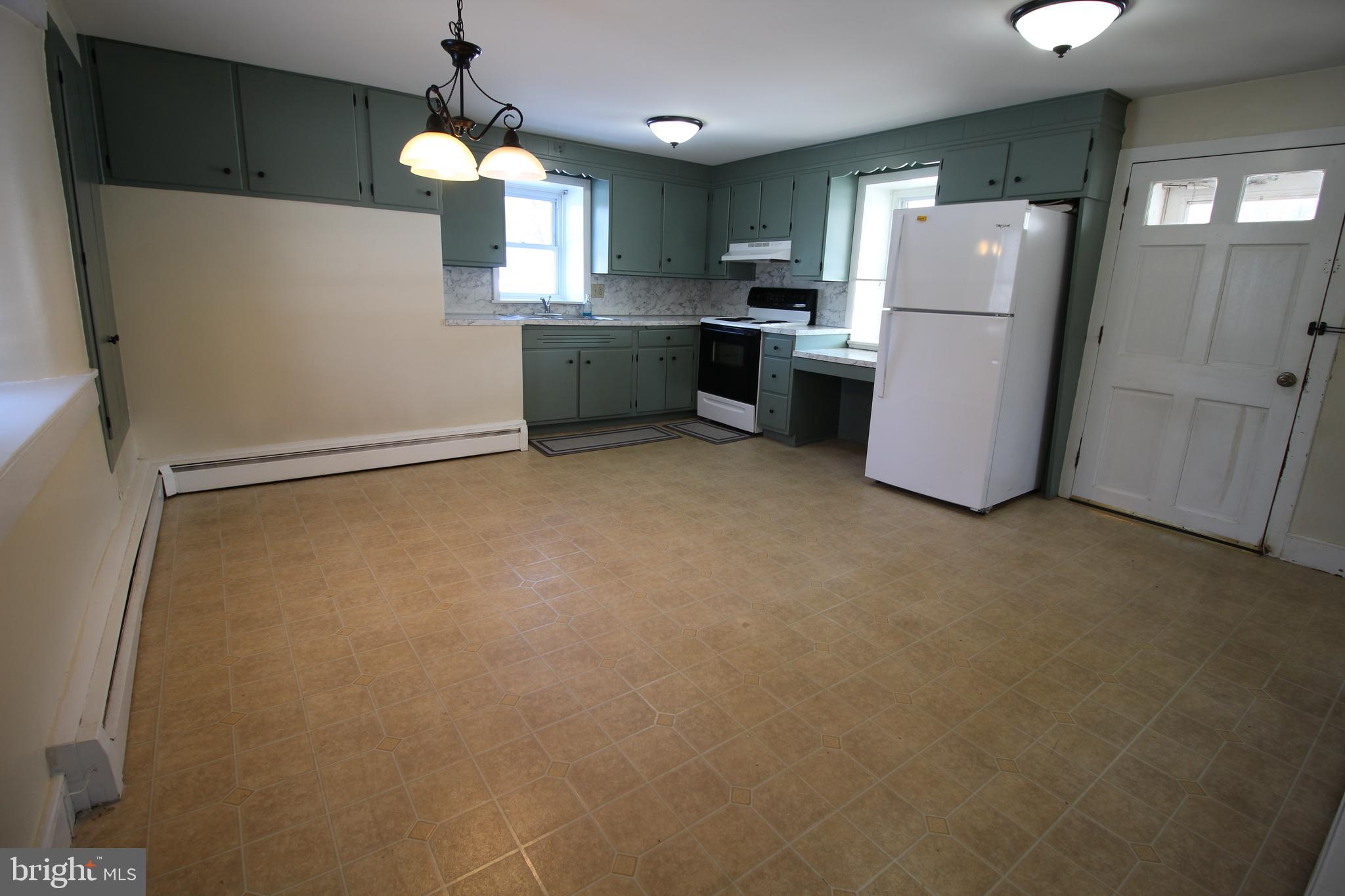 921 Ranck Road New Holland, PA 17557 - Photo 6 of 14