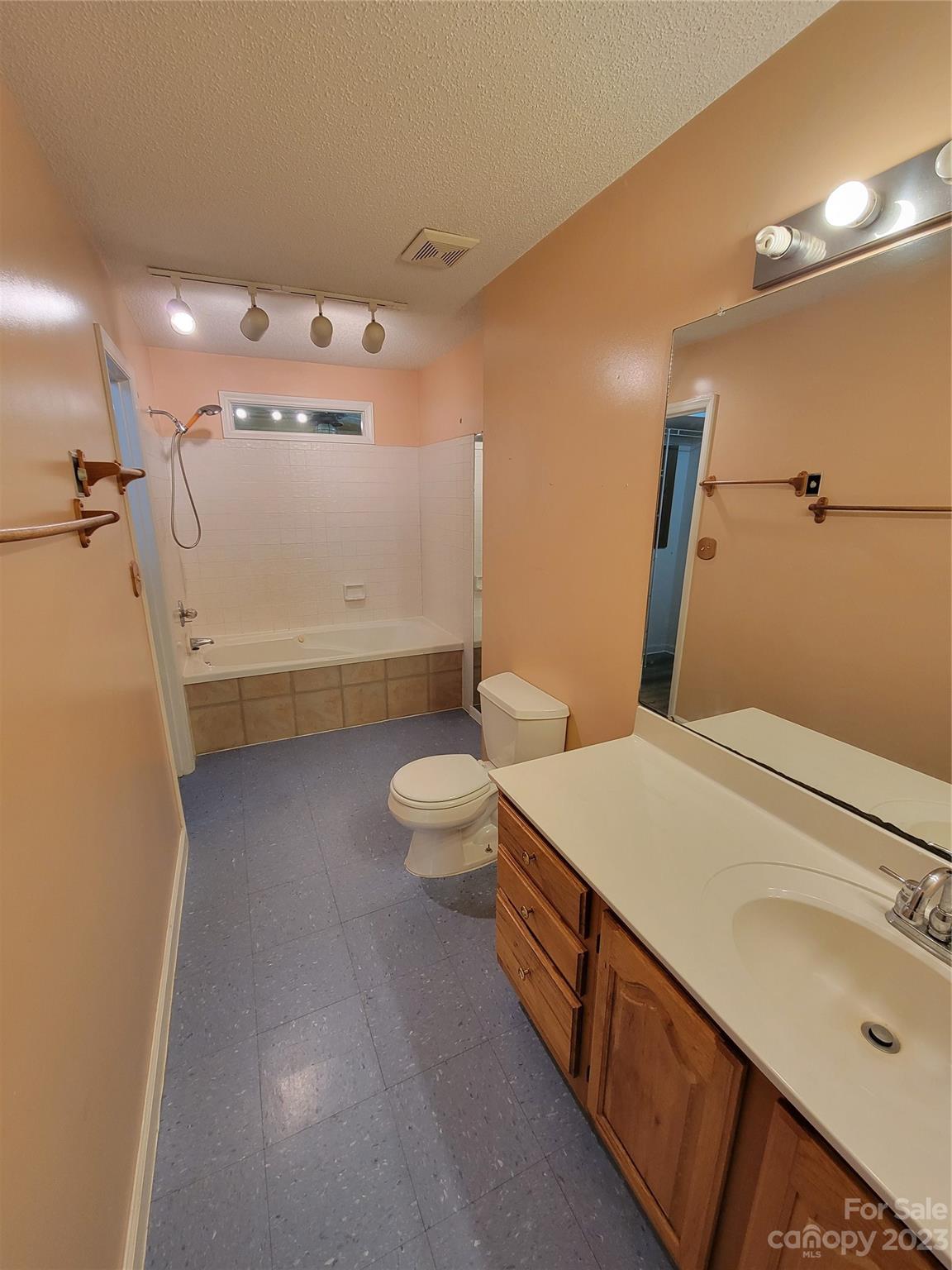 46 North Pershing Road Asheville, NC 28805 - Photo 13 of 18 Gallery Image 13